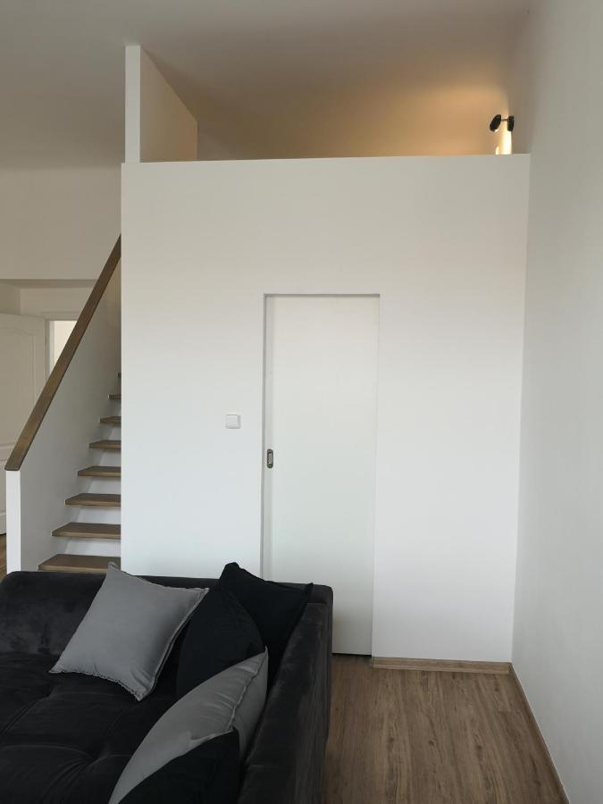 Fine Apartment In Centrum Of Slany With Aircondition Zewnętrze zdjęcie