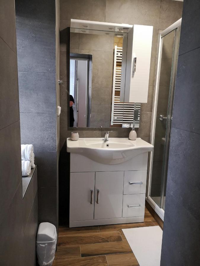 Fine Apartment In Centrum Of Slany With Aircondition Zewnętrze zdjęcie